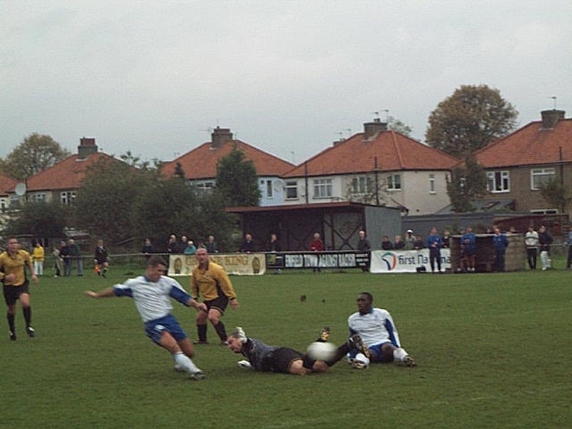 John Ridout scores against Basildon at home
 (pic by Neil Avey) 800x600 85kb